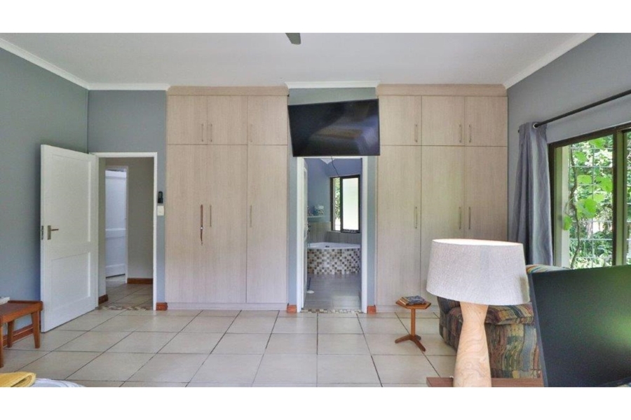 6 Bedroom Property for Sale in Lovemore Park Eastern Cape